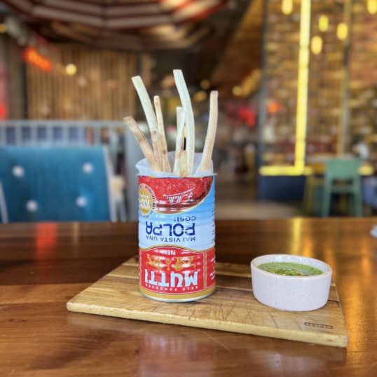 Грисині з горошковим пате